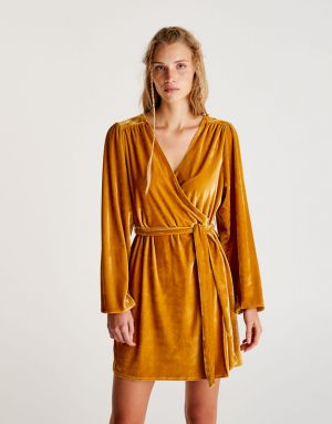 Aksamitna Sukienka W Kimonowym Stylu Pull&Brar 139,00 Zł
