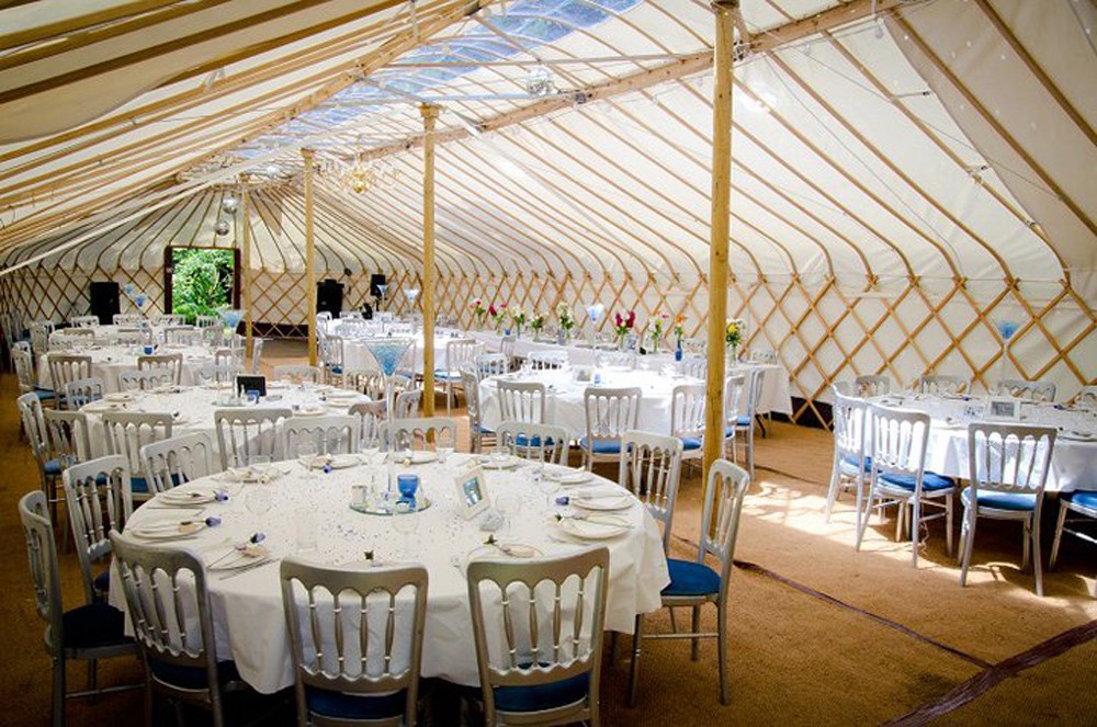 Wedding-Yurt-Round-Tables