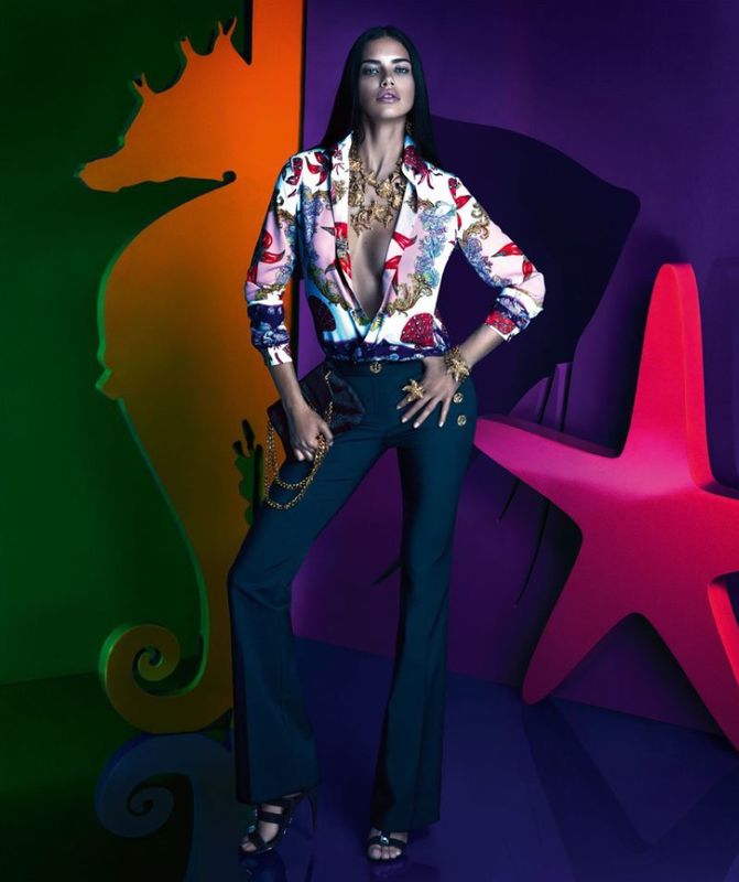 Adriana Lima w kampanii Versace for Riachuelo (1)
