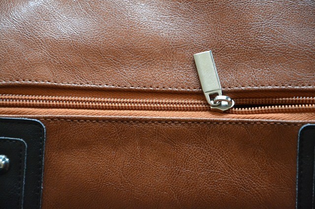 handbag-324811_640