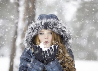 Wpływ zimnego powietrza na naszą skórę - jak pielęgnować cerę zimą