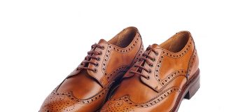 Na czym polega sekret popularności butów Derby?