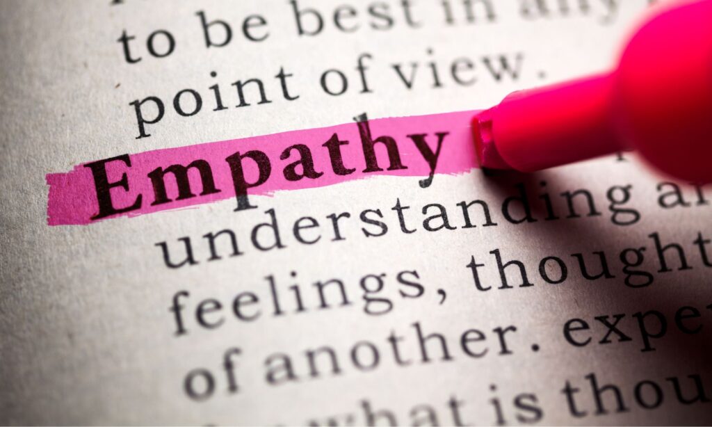 jak rozwijać empatię